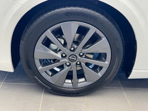 New 2026 Nissan Sentra SL w/ Floor Mat Package image 9