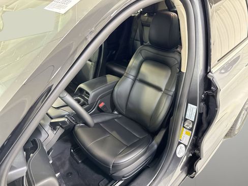 New 2026 Lincoln Corsair Premiere FWD image 10