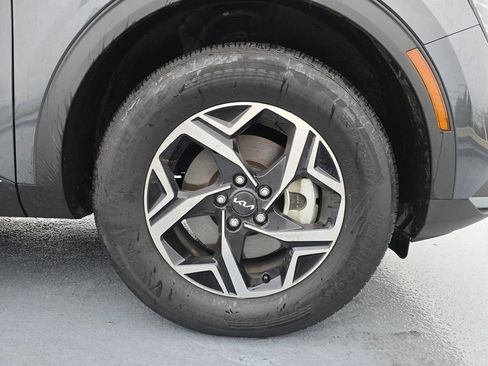 Certified 2024 Kia Sportage LX image 13