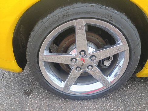 Used 2008 Chevrolet Corvette Convertible w/ Preferred Equipment Group RWD image 17