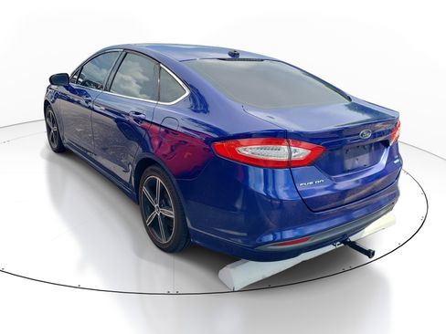 Used 2013 Ford Fusion SE FWD image 7