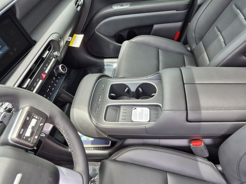 New 2026 Hyundai Palisade Calligraphy FWD image 25