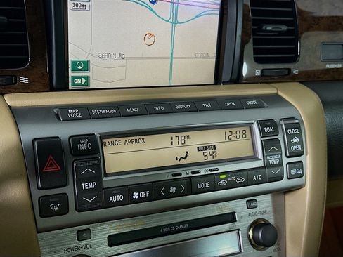 Used 2008 Lexus SC 430 Convertible image 19