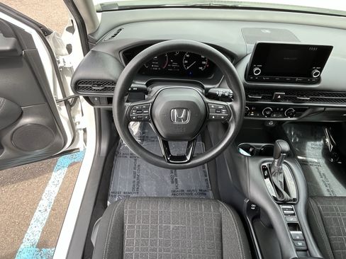 Used 2024 Honda HR-V LX image 12