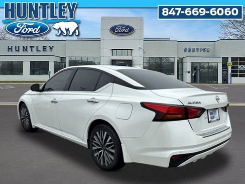 Used 2023 Nissan Altima 2.5 SV image 6