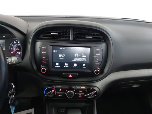 Used 2020 Kia Soul GT-Line image 21
