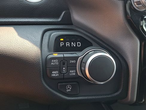 Used 2025 RAM 1500 Big Horn AWD/4WD image 12