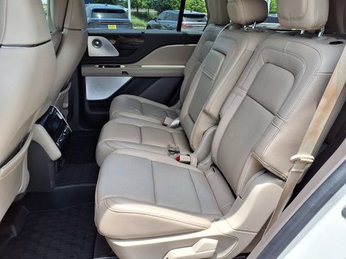 Used 2023 Lincoln Aviator Grand Touring w/ Equipment Group 301A AWD/4WD image 25