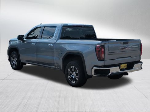 Used 2025 GMC Sierra 1500 SLT AWD/4WD image 5