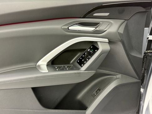 New 2025 Audi Q5 Premium Plus image 14