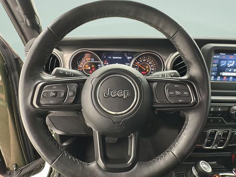 Used 2021 Jeep Wrangler Unlimited Sport AWD/4WD image 16