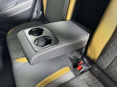 Used 2024 Subaru Crosstrek 2.5i Sport image 32