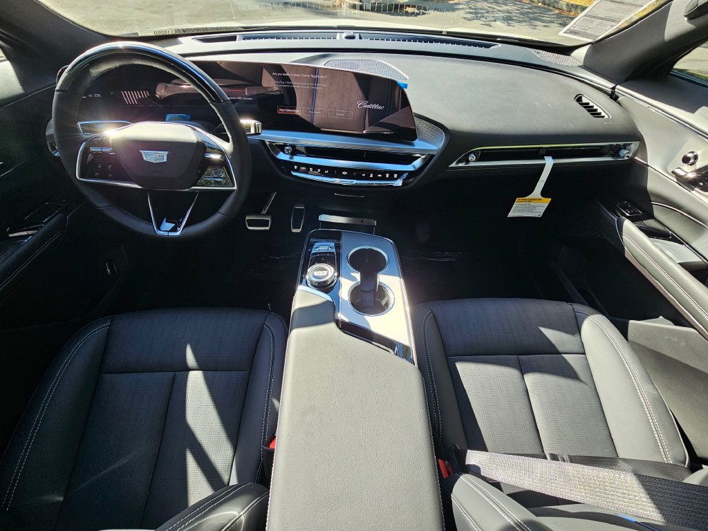 New 2027 Cadillac Lyriq Sport AWD/4WD image 14