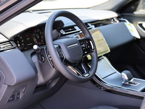 New 2026 Land Rover Range Rover Velar Dynamic SE AWD/4WD image 37