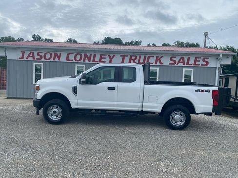 Used 2020 Ford F250 XL w/ Power Equipment Group AWD/4WD image 1