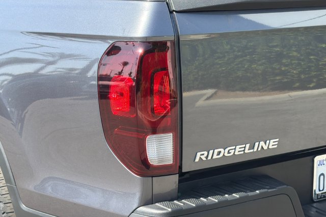 Certified 2023 Honda Ridgeline RTL image 33