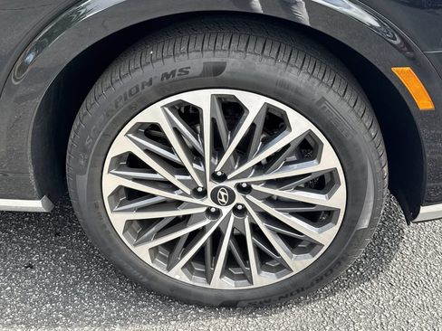 Used 2026 Hyundai Palisade Calligraphy AWD/4WD image 12
