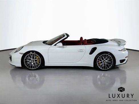 Used 2015 Porsche 911 Turbo S AWD/4WD image 9