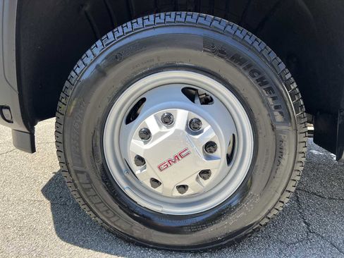 New 2026 GMC Sierra 3500 Pro w/ Convenience Package image 11