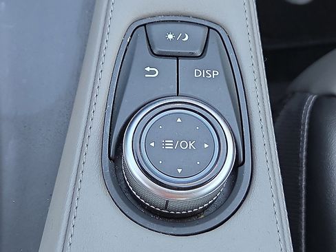 Used 2024 INFINITI QX50 Luxe image 18