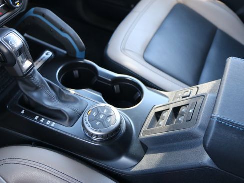 Used 2024 Ford Bronco Wildtrak AWD/4WD image 24