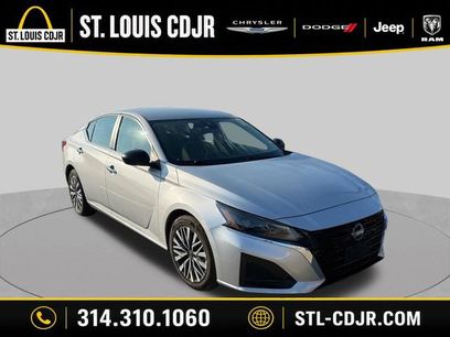 Used 2024 Nissan Altima 2.5 SV