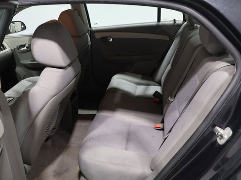 Used 2010 Chevrolet Malibu LS image 17