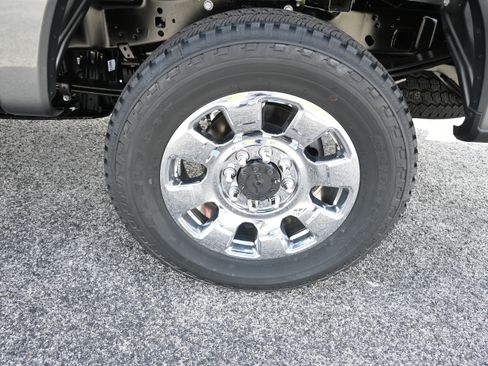 New 2026 Ford F250 Lariat w/ Chrome Package AWD/4WD image 14