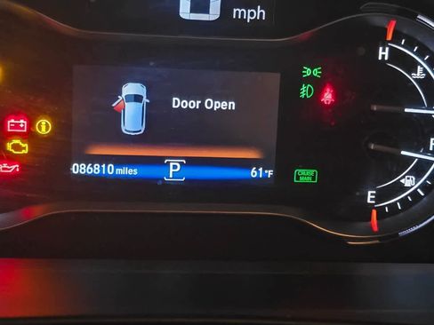 Used 2017 Honda Pilot EX-L image 9