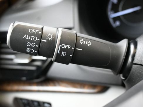 Used 2019 Acura RDX Advance Package image 29