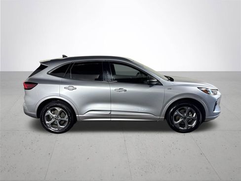 Used 2023 Ford Escape ST-Line AWD/4WD image 5