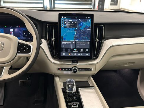 New 2026 Volvo XC60 B5 Ultra w/ Protection Package Premier AWD/4WD image 11