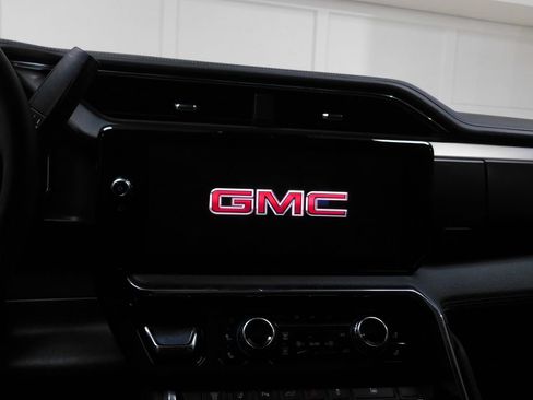 Used 2025 GMC Sierra 3500 Denali w/ Denali Reserve Package AWD/4WD image 46
