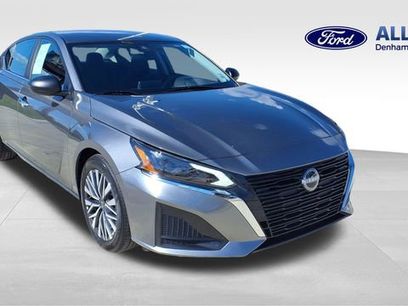 Used 2025 Nissan Altima 2.5 SV