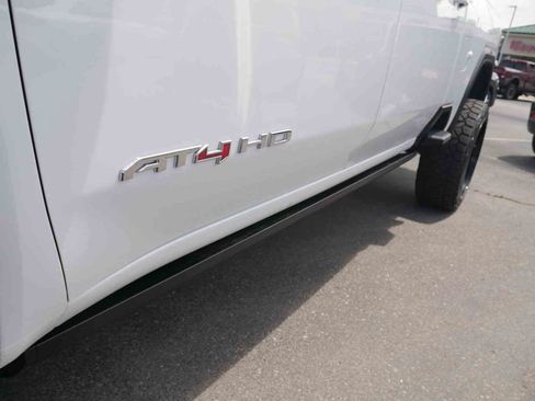Used 2025 GMC Sierra 3500 AT4 w/ AT4 Premium Plus Package AWD/4WD image 24