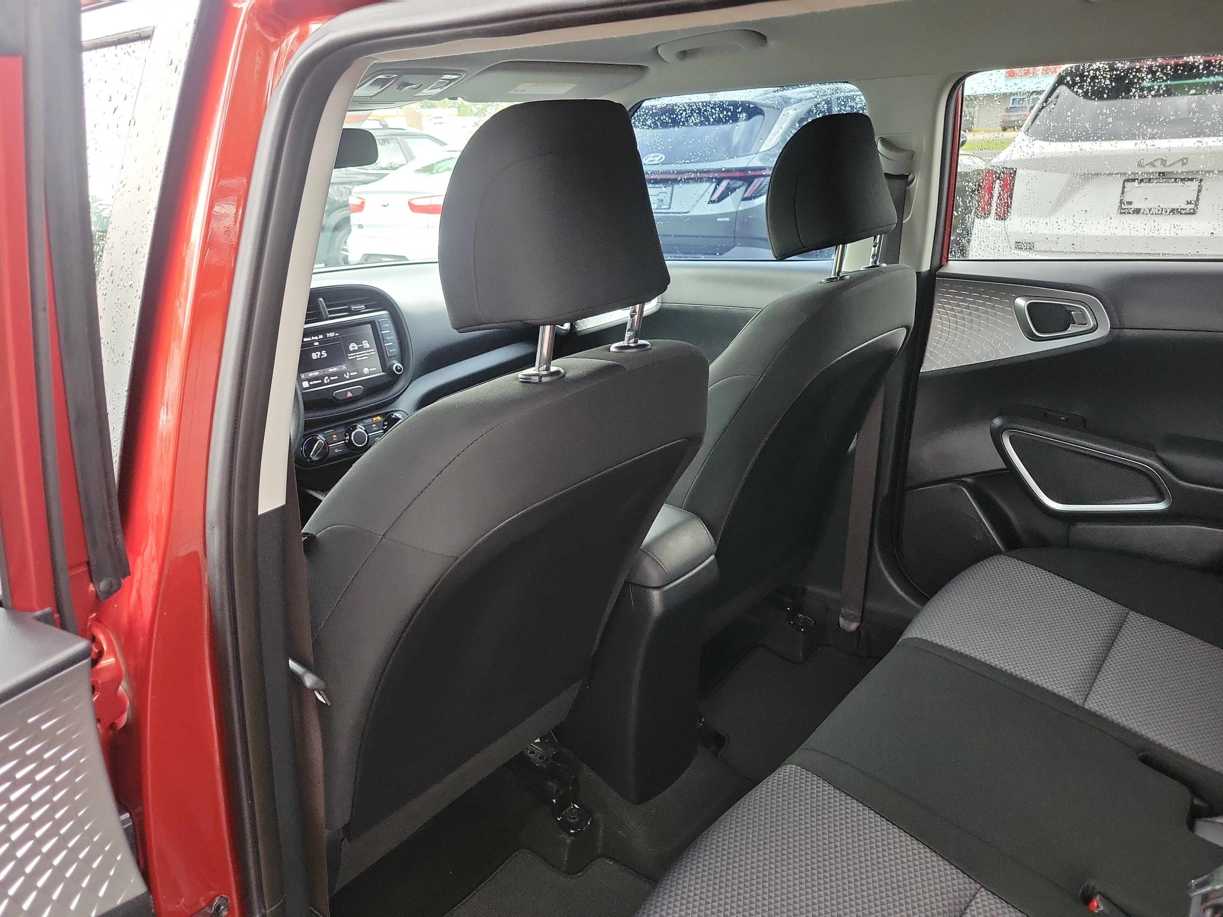 Certified 2022 Kia Soul LX FWD image 16
