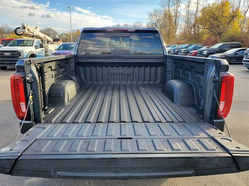 Used 2021 GMC Sierra 1500 AT4 w/ AT4 Premium Package image 32