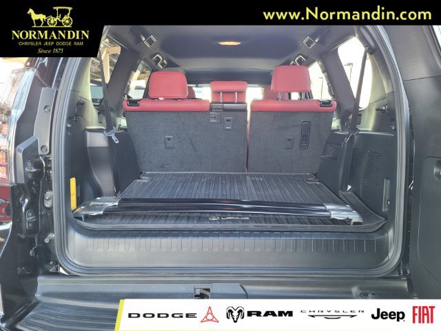 Used 2023 Lexus GX 460 Premium w/ Premium Package AWD/4WD image 19