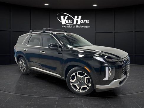 Used 2023 Hyundai Palisade Limited image 1