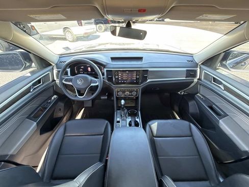 Used 2023 Volkswagen Atlas SE w/ Panoramic Sunroof Package image 19