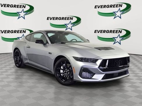 Used 2025 Ford Mustang GT RWD image 7