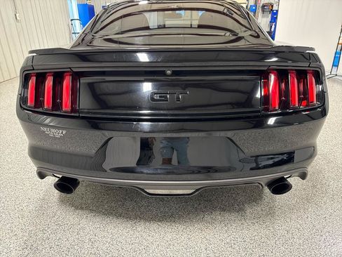 Used 2017 Ford Mustang GT Premium w/ Equipment Group 401A RWD image 7