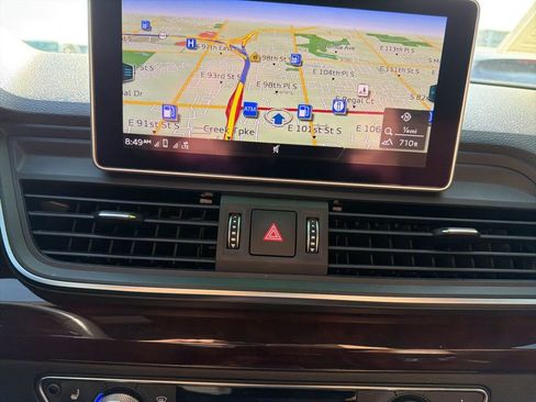 Used 2018 Audi Q5 2.0T Premium Plus w/ Premium Plus Package AWD/4WD image 22