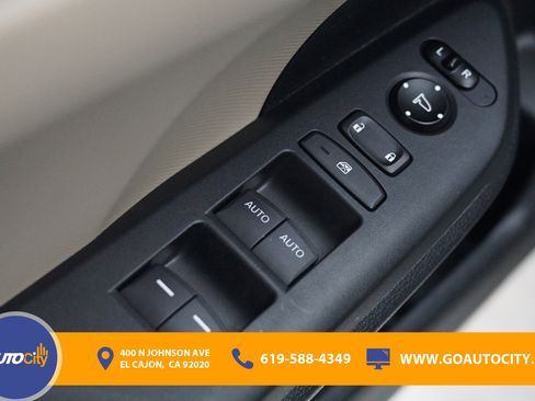 Used 2018 Honda Civic Sport image 17