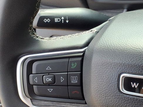 Used 2024 Jeep Wagoneer L Series III w/ Flexible Seating Group image 25