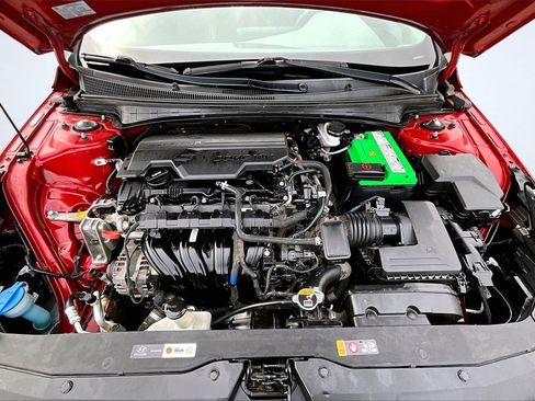 Used 2021 Hyundai Elantra SEL w/ Cargo Package image 10