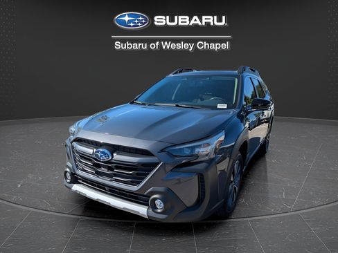 Used 2025 Subaru Outback Premium AWD/4WD image 7