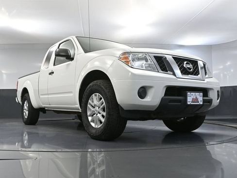 Used 2014 Nissan Frontier SV AWD/4WD image 42