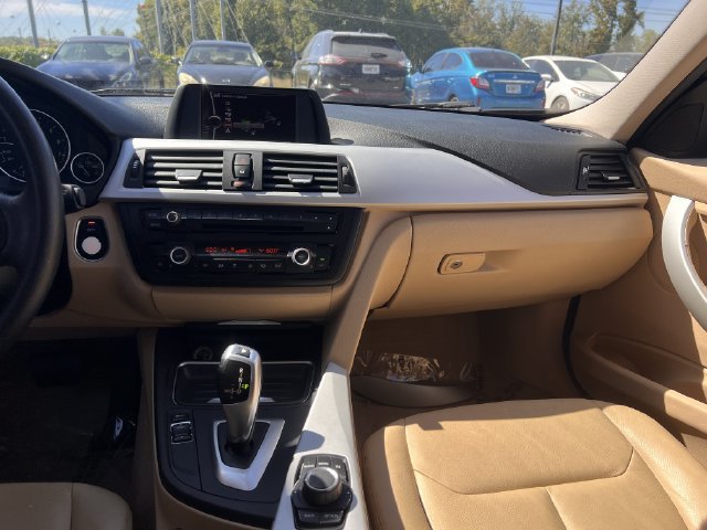 Used 2013 BMW 328i Sedan RWD image 11