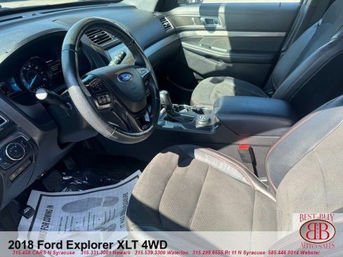 Used 2018 Ford Explorer XLT w/ Equipment Group 202A AWD/4WD image 11